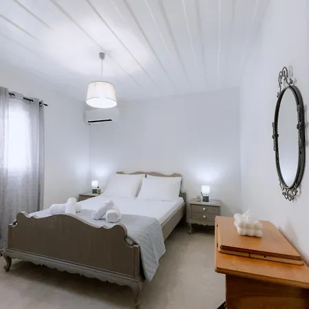 Marithea'S Guesthouse Nafplio Exterior photo
